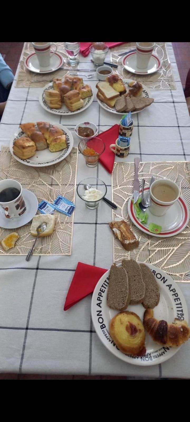 Victoria 3 Bed And Breakfast Есейса Екстер'єр фото
