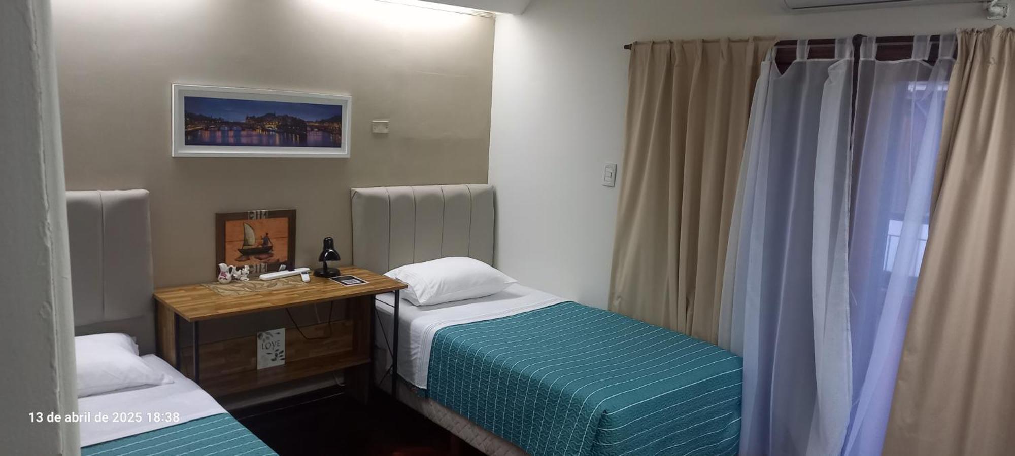 Victoria 3 Bed And Breakfast Есейса Екстер'єр фото